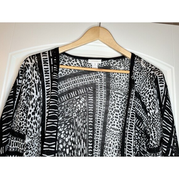 Chicos Lightweight Sweater Cardigan Sz 3 Black And White Animal Print - Picture 2 of 8